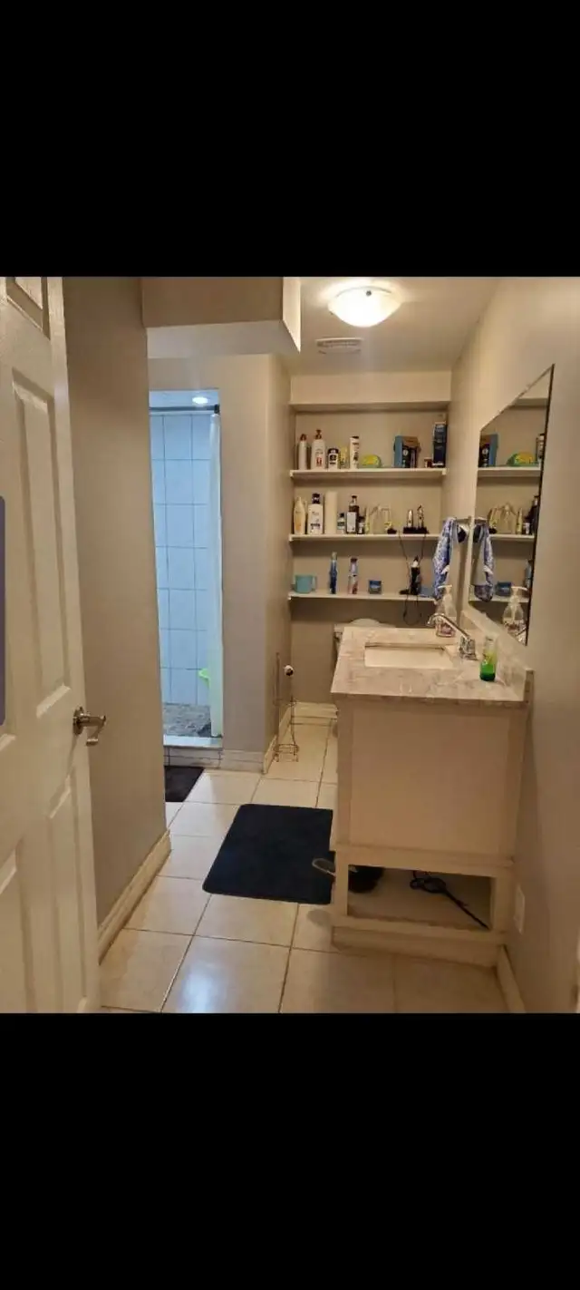 2-Bedroom Basement Apartment – Queen & Chinguacousy