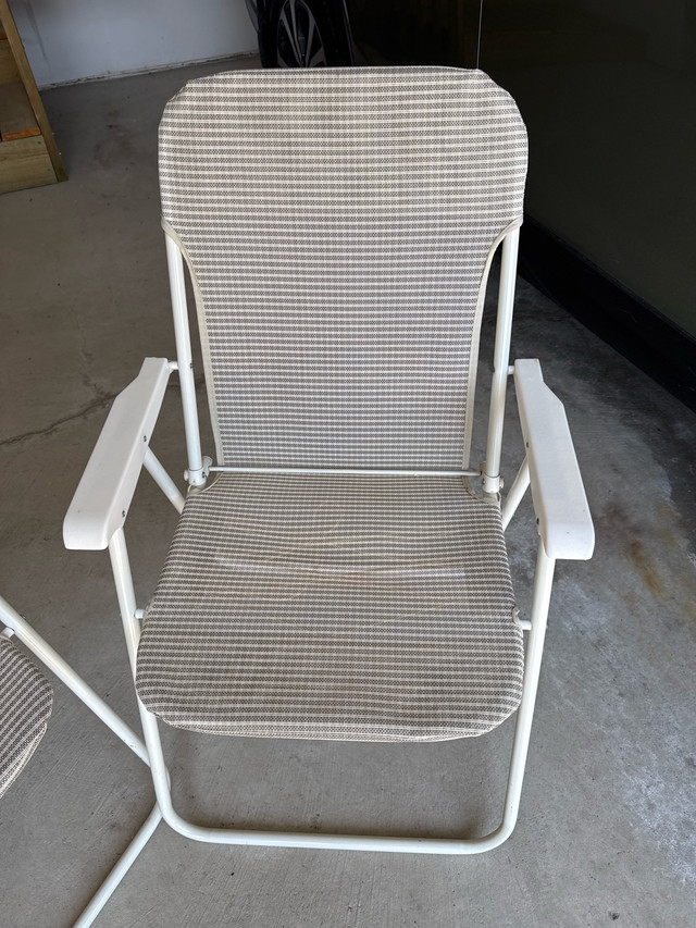 Folding Chairs (2) in Patio & Garden Furniture in Markham / York Region - Image 3
