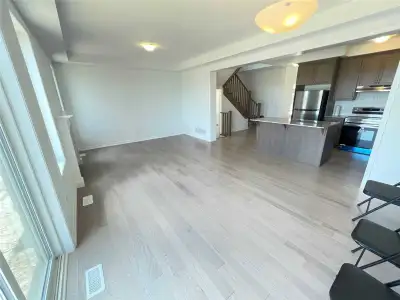 3 Beds, 2.5 bath- House for rent in Kitchener