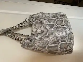 Snake Print, Large Purse for Women in Women's - Bags & Wallets in Chilliwack - Image 6