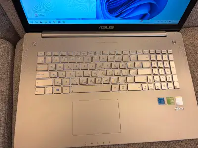 Asus N750JV, 17' display 1080 Full HD, Blu-ray drive, View more