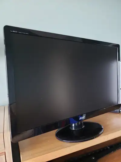 24''LED HDMI MONITOR IN WORKING COND., View more