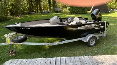 Perfect fishing package - wonderful ride! 2014 Princecraft Hudson DLX 19 ft with Princecraft trailer...