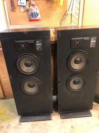 JBL 830 Speakers