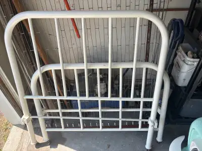Best offer old pipe bed..