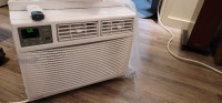 Climatiseur / AC / Air Conditioner 10 000 BTU (1 été / season)
