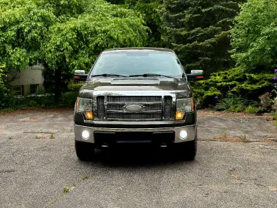 Time to sell my truck Ford F150 Lariat triton Engine Engine transmission 10-10 Brakes ned be changed...