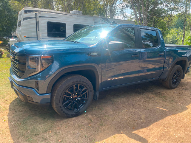 2024 GMC Sierra pro TurboMax 4x4 in Cars & Trucks in Muskoka - Image 4
