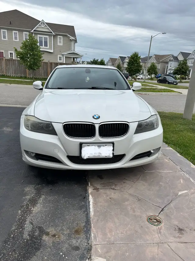 BMW 328i XDrive  in Cars & Trucks in Oakville / Halton Region - Image 2