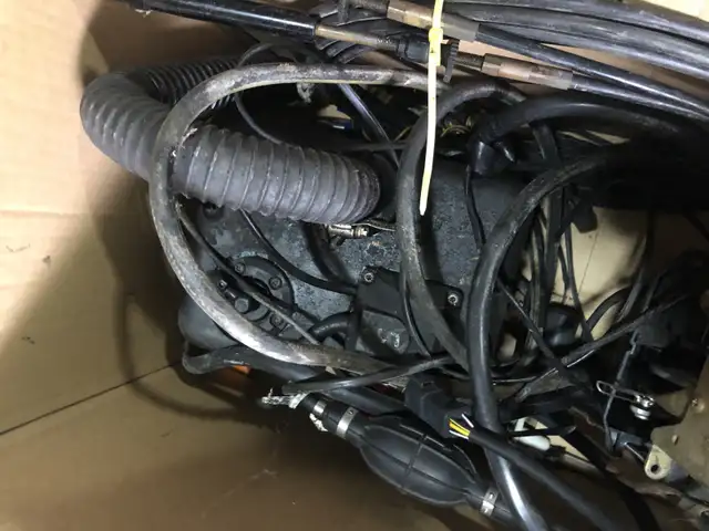 1996 Johnson 175 Oceanrunner Part Out in Other in Napanee - Image 6