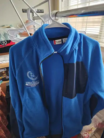 Men's Small UA Hoodies, Fleece Jackets and Windbreakers for Sale, View more
