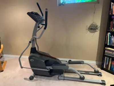 Elliptical machine-Horizon Fitness brand. In good shape, fully electric (AC-wall power source) and s...