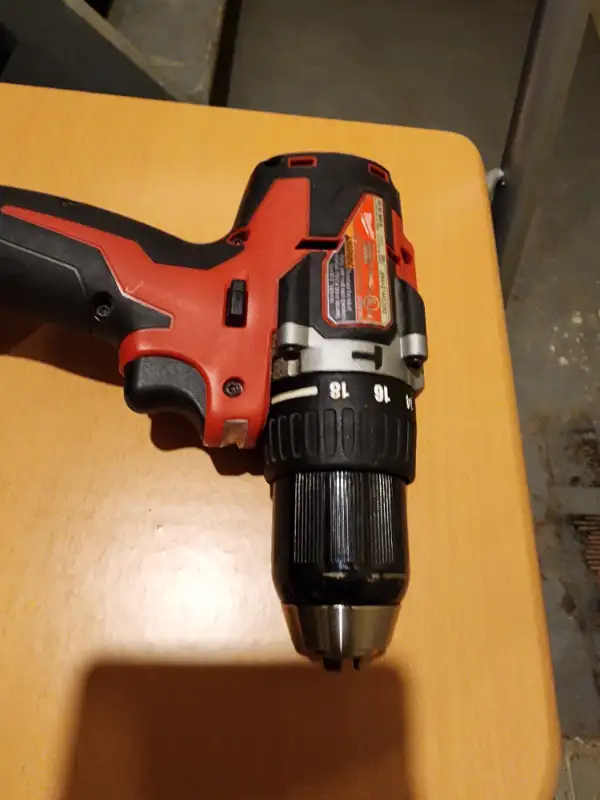 Milwaukee M18 18V Lithium-Ion Brushless Cordless 1/2" Drill Gun in Power Tools in Windsor Region - Image 7