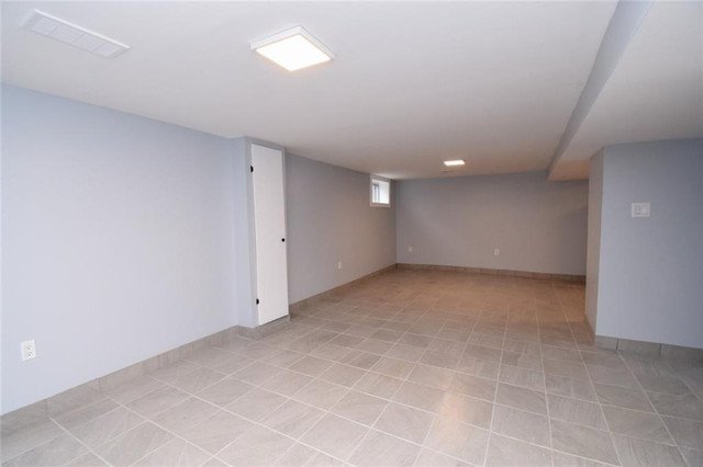 Newly renovated basement unit for rent in Long Term Rentals in Hamilton - Image 4