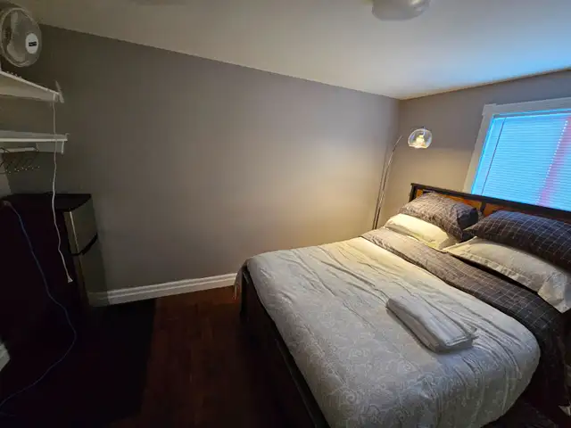 Room for rent in old Barrhaven for August 1. in Room Rentals & Roommates in Ottawa - Image 8