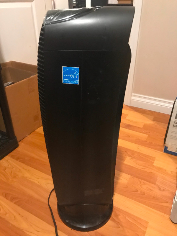 HoneyWell - Oscillating Tower Air Purifier with HEPA Filter in Heaters, Humidifiers & Dehumidifiers in Burnaby/New Westminster - Image 3