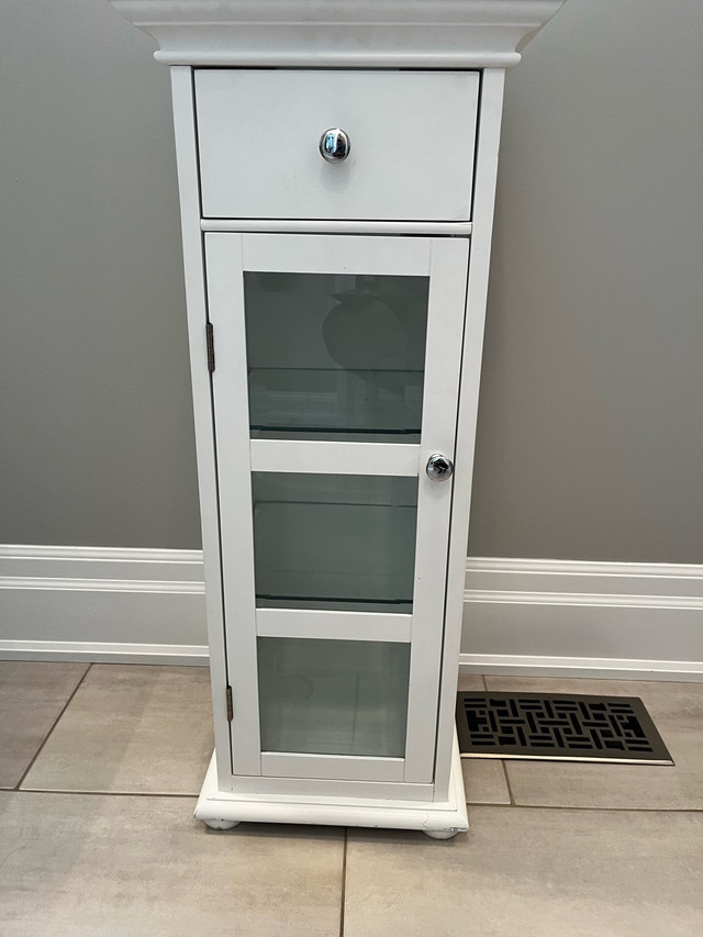 Display Cabinet in Hutches & Display Cabinets in Ottawa