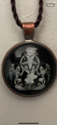 Necklace pendant 