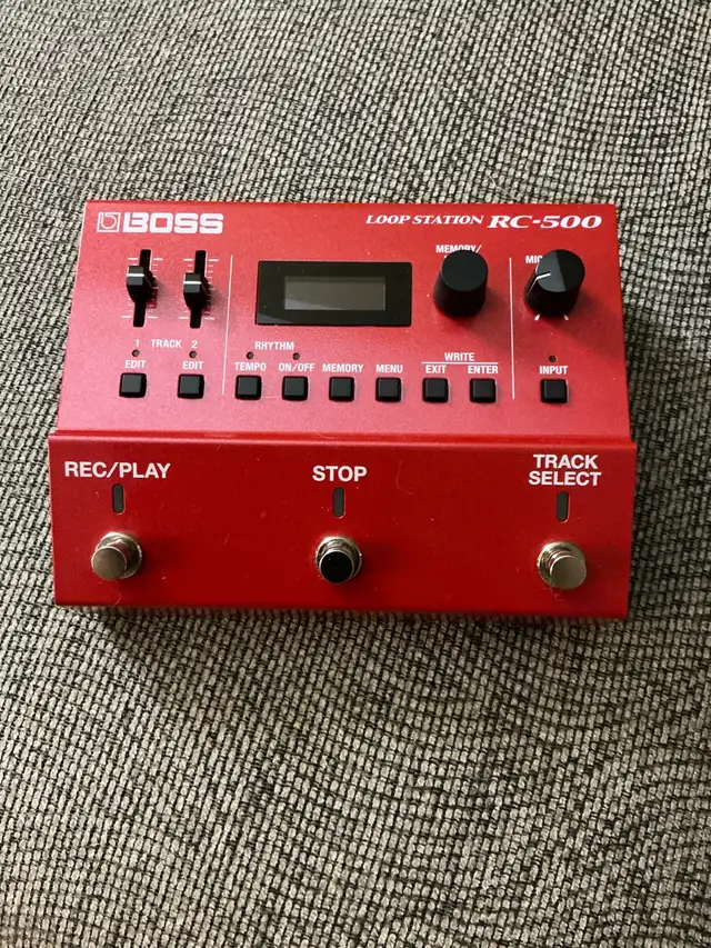 Boss RC-500 loop station63738353638657120