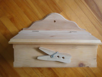Boîte à épingle en bois