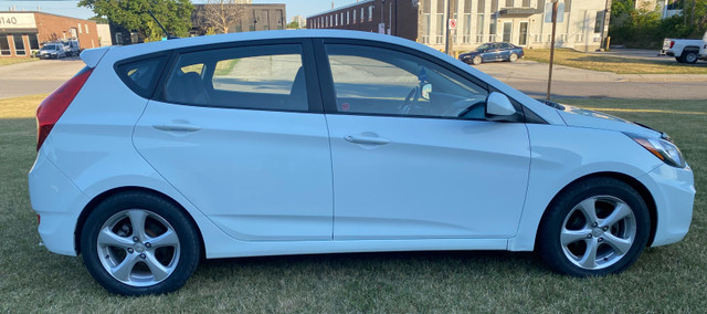 2012 Hyundai Accent GLS Hatchback  in Cars & Trucks in Mississauga / Peel Region