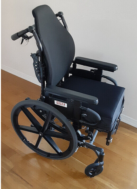TILT WHEELCHAIR, SUNRISE MEDICAL Valued at $3200 - No Footrests in Health & Special Needs in Mississauga / Peel Region - Image 2
