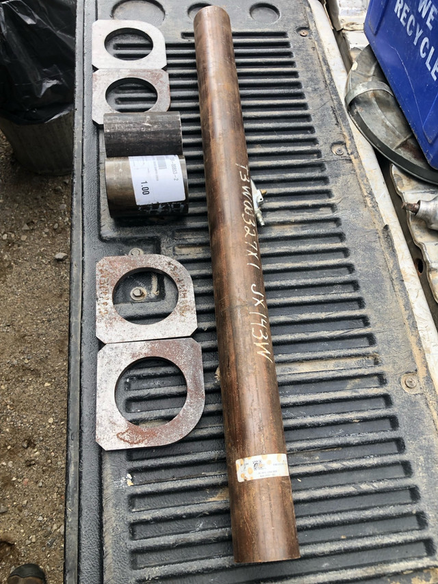 Box hinges for a cobra dump in Heavy Trucks in Renfrew - Image 3