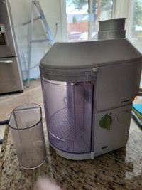 Braun juicer, works perfect in good condition. $20