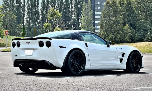 2013 Chevrolet Corvette ZR1 3ZR in Cars & Trucks in Vancouver - Image 3