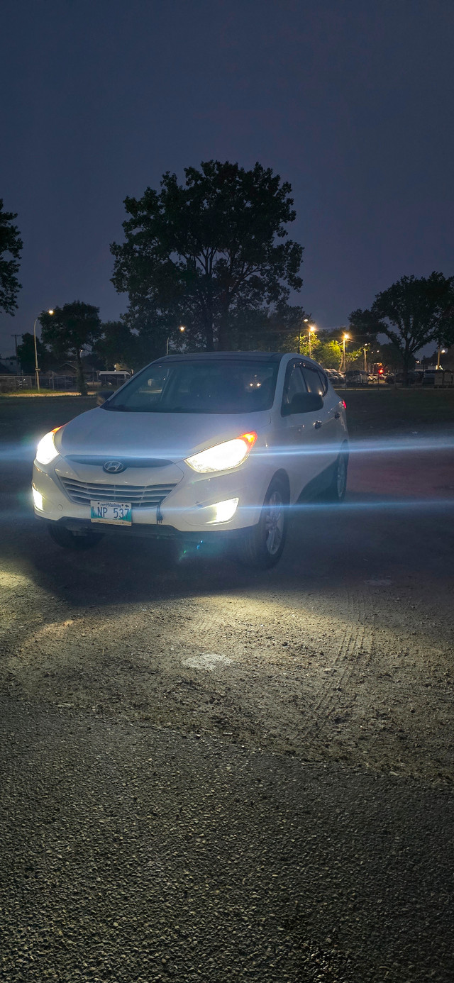 2013 Hyundai Tuscon FRESH SAFETY in Cars & Trucks in Winnipeg