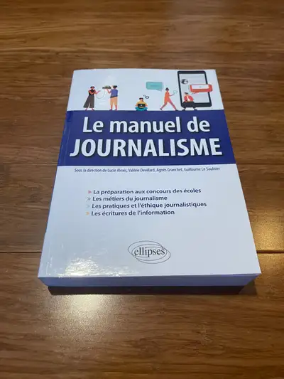 Lucie Alexis - Le manuel de journalisme., View more