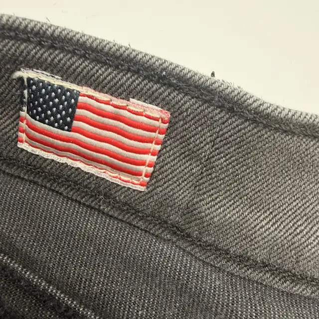 True Religion Women’s Shorts – Size 26 – Gray – Made in USA in Women's - Bottoms in City of Toronto - Image 5