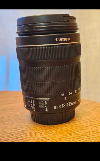 キヤノン EF 28-135mm F3.5-5.6 IS USM 77 ads for canon 135mm lens in All Categories in Canada | Kijiji