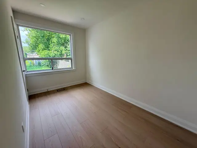 upper level house for rent in Room Rentals & Roommates in St. John's - Image 7