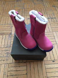 Girls boots size 10 , brand new