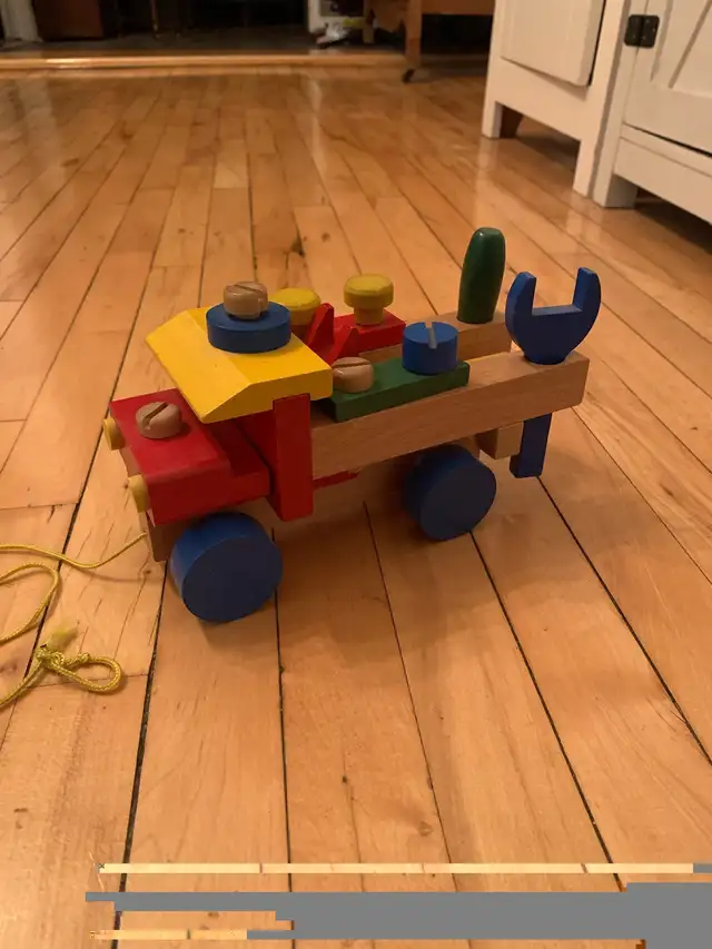 Jouets vintage en bois et toupie pour enfants ou collectionneurs in Toys & Games in Longueuil / South Shore - Image 4