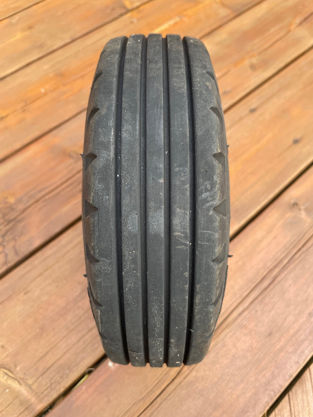 Specialty Tire of America 10 x 3.50-4 in Other in Trois-Rivières