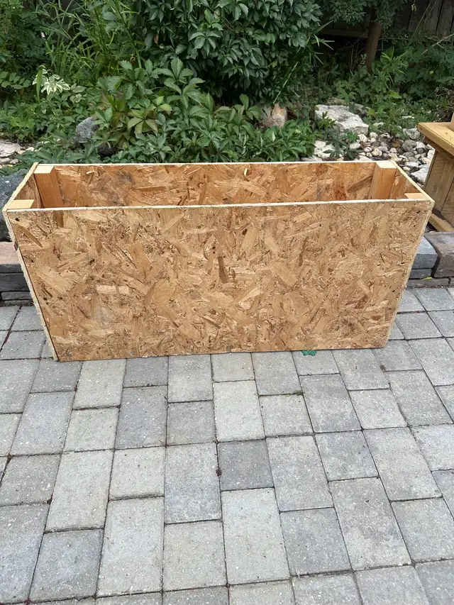 OSB PLANTER BOX/ TOOL BOX
36.5” x 10” with 18” hight in Patio & Garden Furniture in Regina - Image 2
