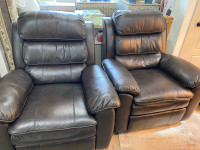 Pair of recliners 