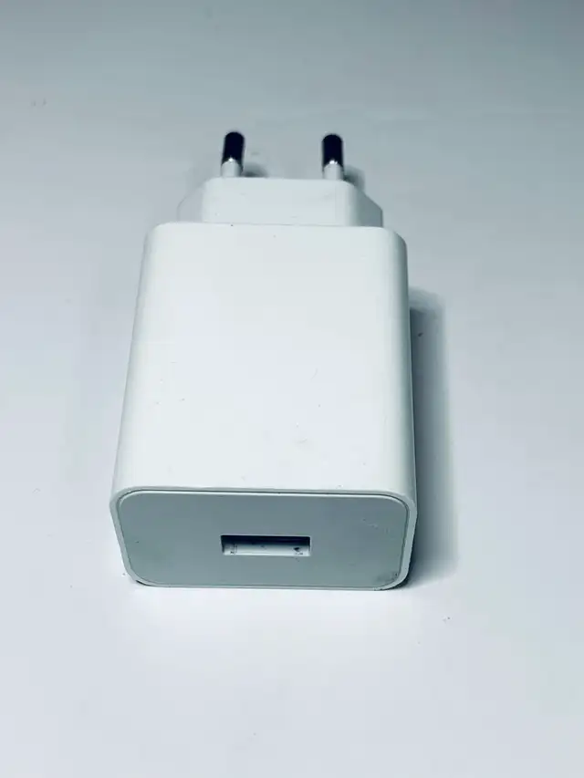 European USB Charger in Cell Phone Accessories in Mississauga / Peel Region - Image 3