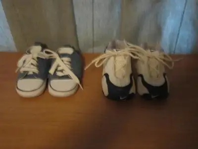 Excellent condition Pick Up Location: Close to Canadian Wonderland Nike Athletic shoes is size 3C Sp...