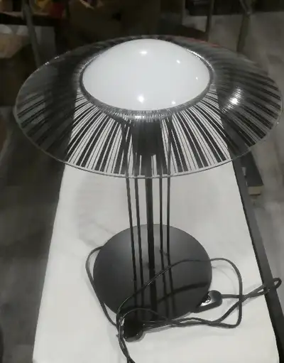 Lampe de table noire  avec Led filament, View more
