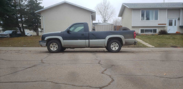 2004 Chevrolet silverado in Cars & Trucks in St. Albert - Image 4