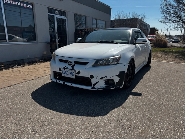 2011 scion tc in Cars & Trucks in Kitchener / Waterloo - Image 2