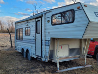 1988 5th wheel travelaire 