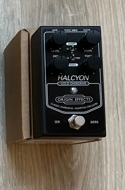 Halcyon Gold - Limited Black Out Edition, View more