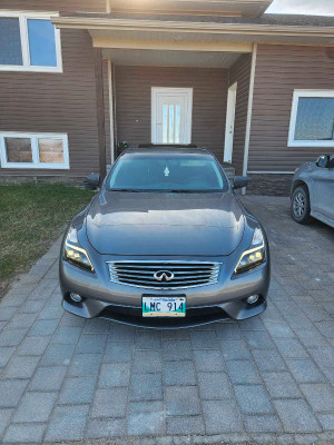 2012 Infiniti G37x