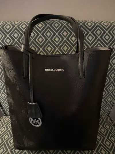 MICHAEL KORS WOMENS TOTE BAG ORIGINAL, View more