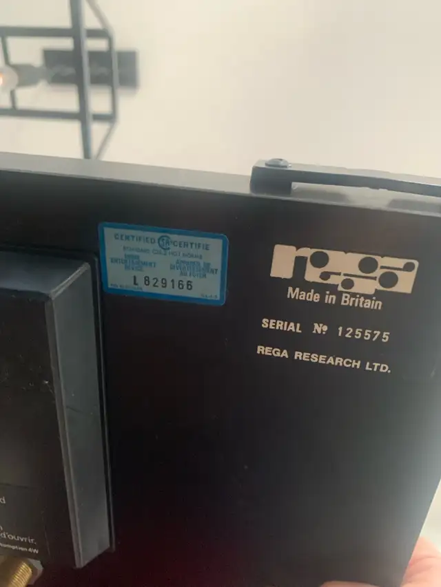 Vintage Rega Planar 3 Turntable w/ RB300 Tonearm in Other in Ottawa - Image 4