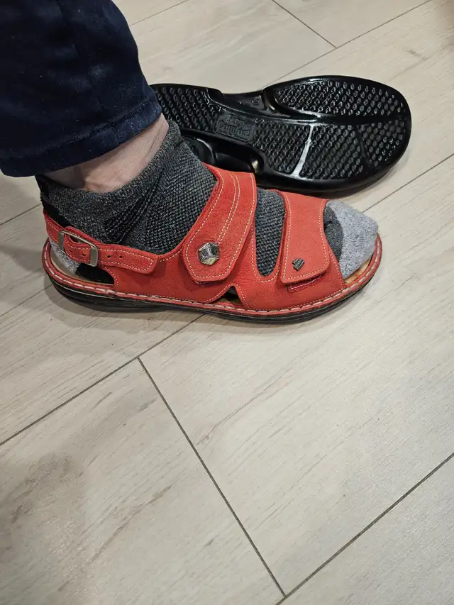 Sandale de qualité in Women's - Shoes in Québec City - Image 2